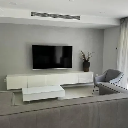 With Parking Space - 23948 Apartment *