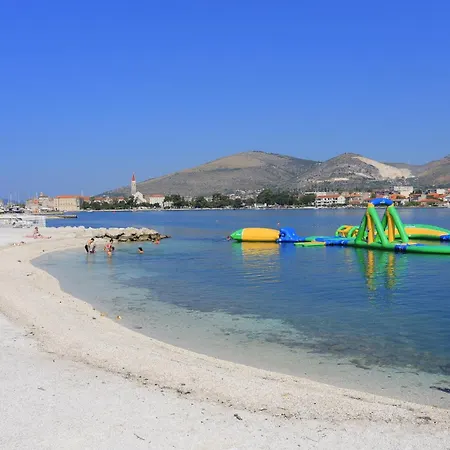 With Parking Space - 23948 Apartman Trogir